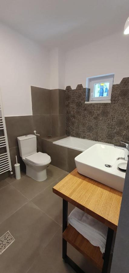 The Pines Serviced Apartments Braşov Exterior foto
